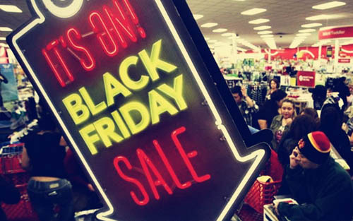 11月25日黑色星期五和11月28日網(wǎng)購(gòu)星期一